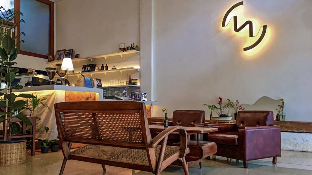 คาเฟ่เชียงใหม่ TWO - โท: Bed and Cafe