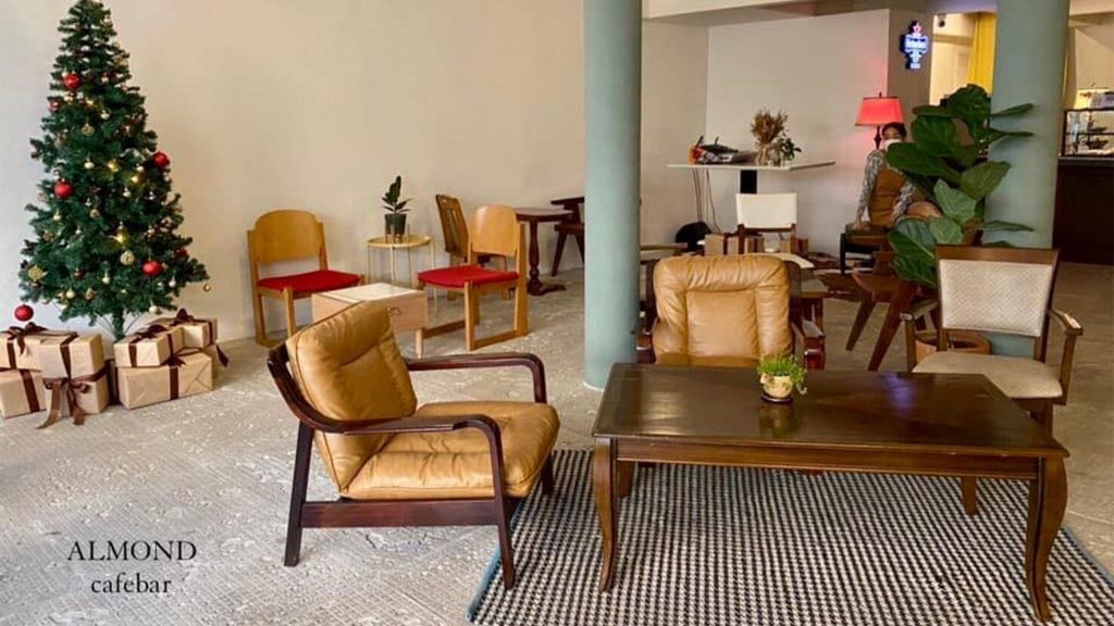 คาเฟ่เชียงใหม่ ชูส์บิวรี่ (Chouxbury)