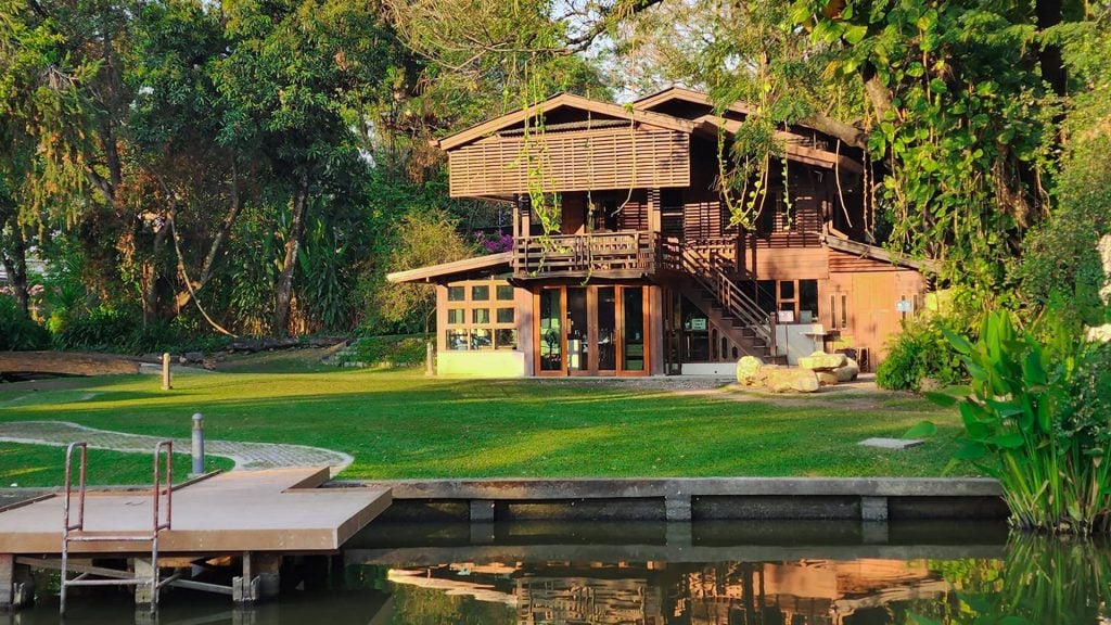 คาเฟ่เชียงใหม่ Early Owls (เออร์ลี่ อาวส์)