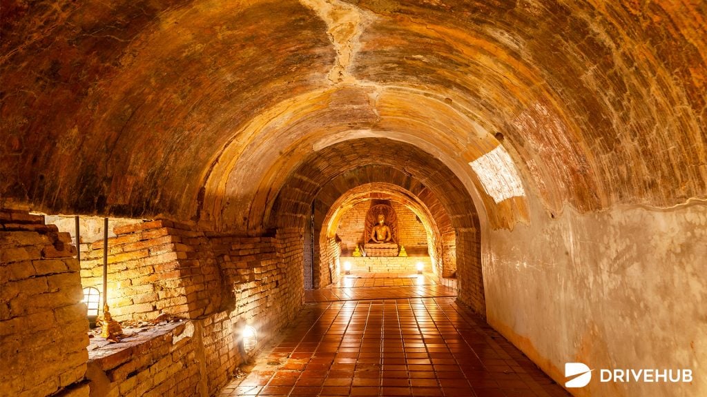 สถานที่เที่ยวเชียงใหม่ที่ 20 วัดอุโมงค์