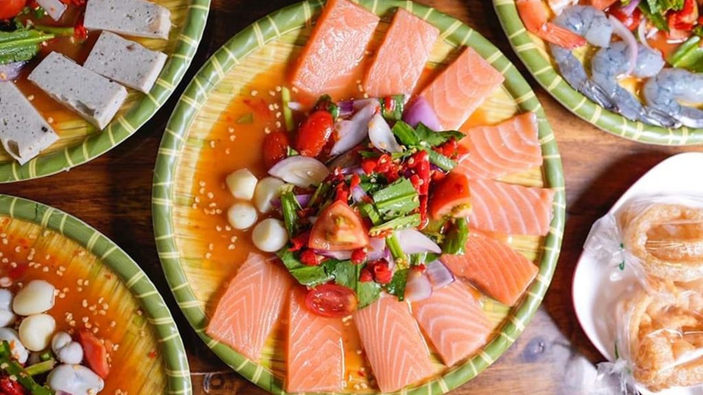 ร้านอาหารเชียงใหม่ เต๋อตำยำระเบิด เชียงใหม่