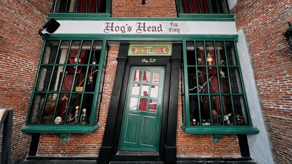 คาเฟ่ภูเก็ต - หัวหมู (Hog’s Head Phuket)