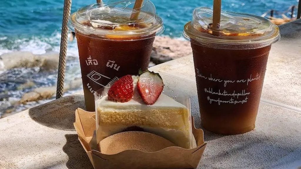 คาเฟ่ภูเก็ต - เสื่อผืน หมอนใบ (A Blanket & A Pillow)