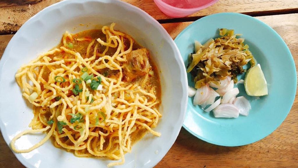ร้านอาหารน่าน - ข้าวซอยต้นน้ำ (Khao Soi Tonnam)