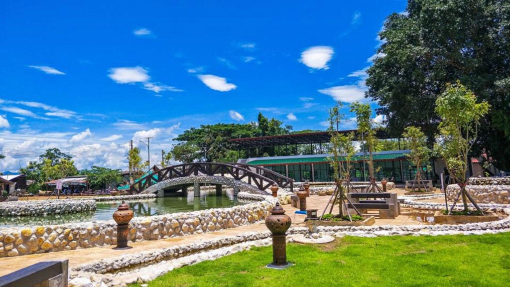 ที่เที่ยวเชียงราย - น้ำพุร้อนทุ่งเทวี (Tung Tewi Hot Spring)