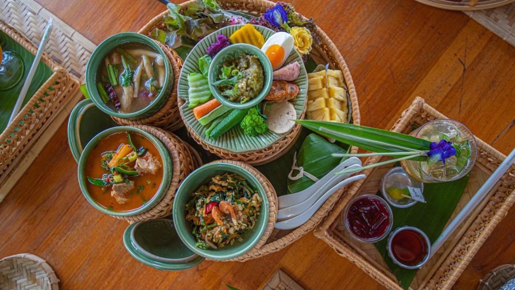 ร้านอาหารเชียงราย มาลองเต๊อะ