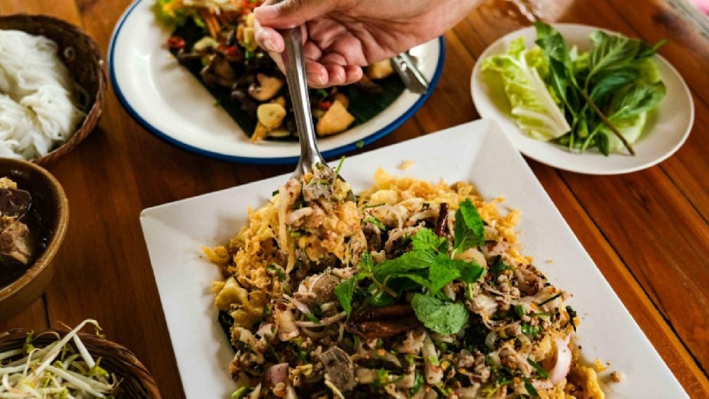 ร้านอาหารน่าน - เฮือนฮอม (Huen Horm Restaurant)