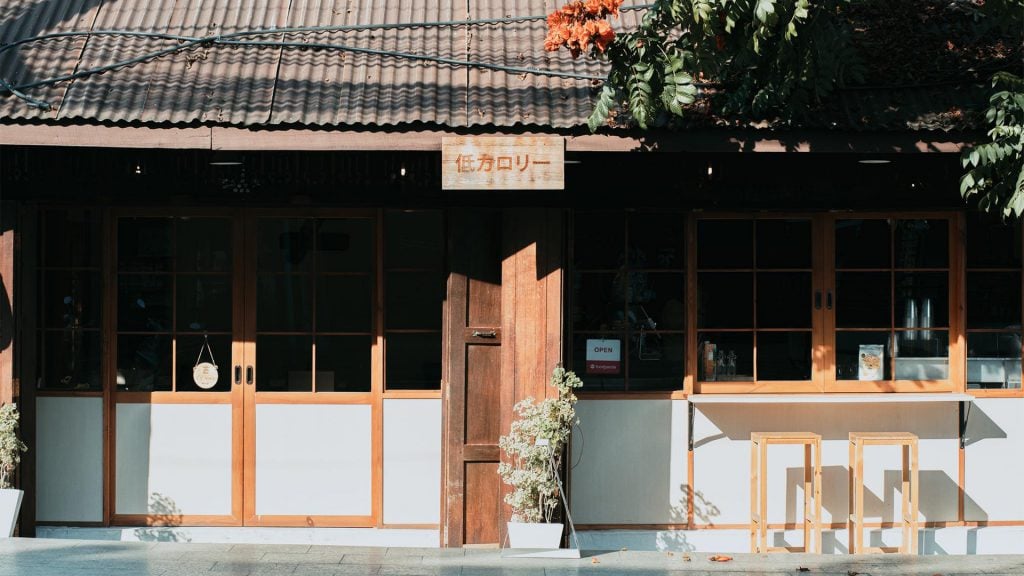 คาเฟ่เชียงราย Low Cal Cafe Chiang Rai