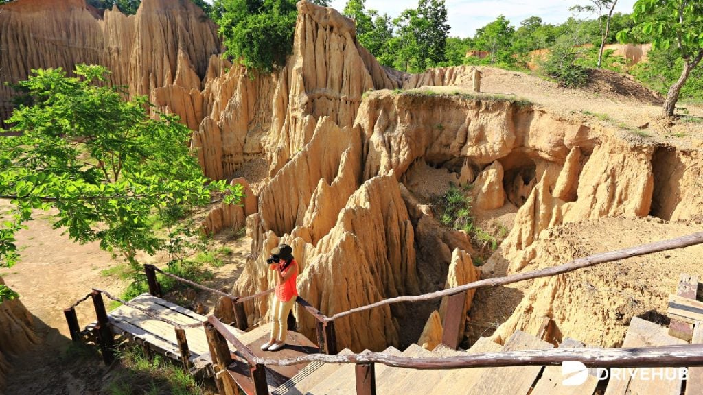 ที่เที่ยวน่าน - เสาดินนาน้อย (Sao Din Na Noi)
