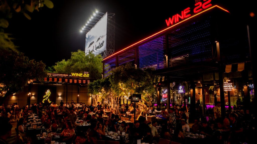 ร้านอาหารขอนแก่น - ไวน์ 22 (Wine 22)