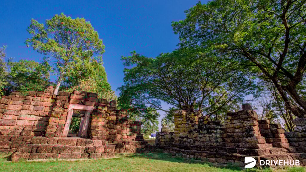 ที่เที่ยวขอนแก่น - กู่ประภาชัย (Wat Ku Prapachai)