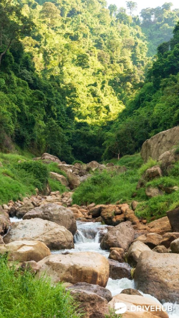 ที่เที่ยวธรรมชาติ - เขาช่องลม จ.นครนายก (Chong Lom Waterfall)

