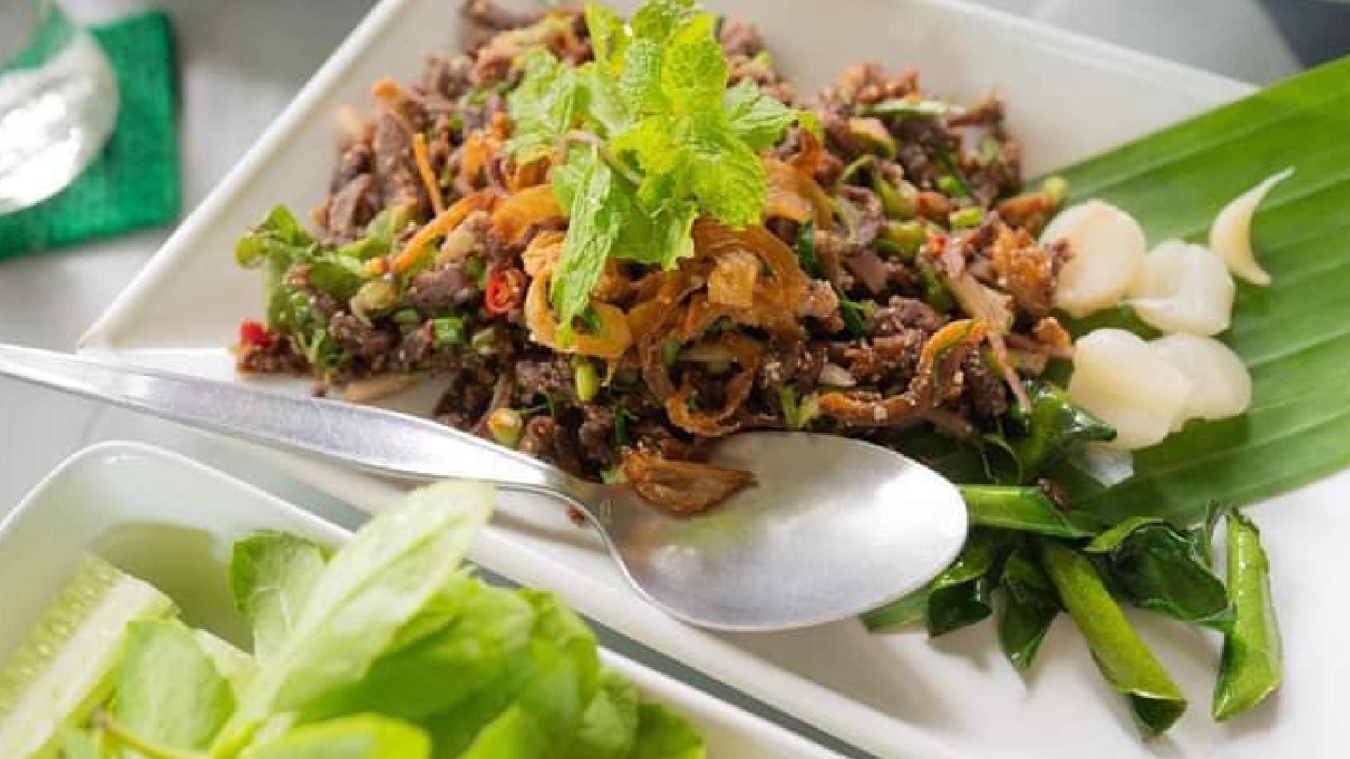 ร้านอาหารอุบล - แซบซอย 9 (Zaap Soi 9)
