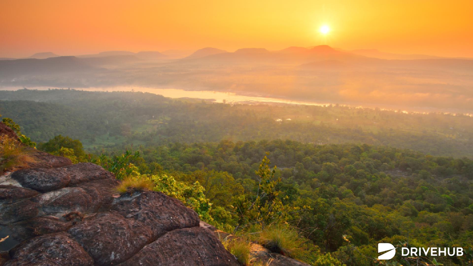 ที่เที่ยวอุบล - อุทยานแห่งชาติผาแต้ม (Pha Taem National Park)
