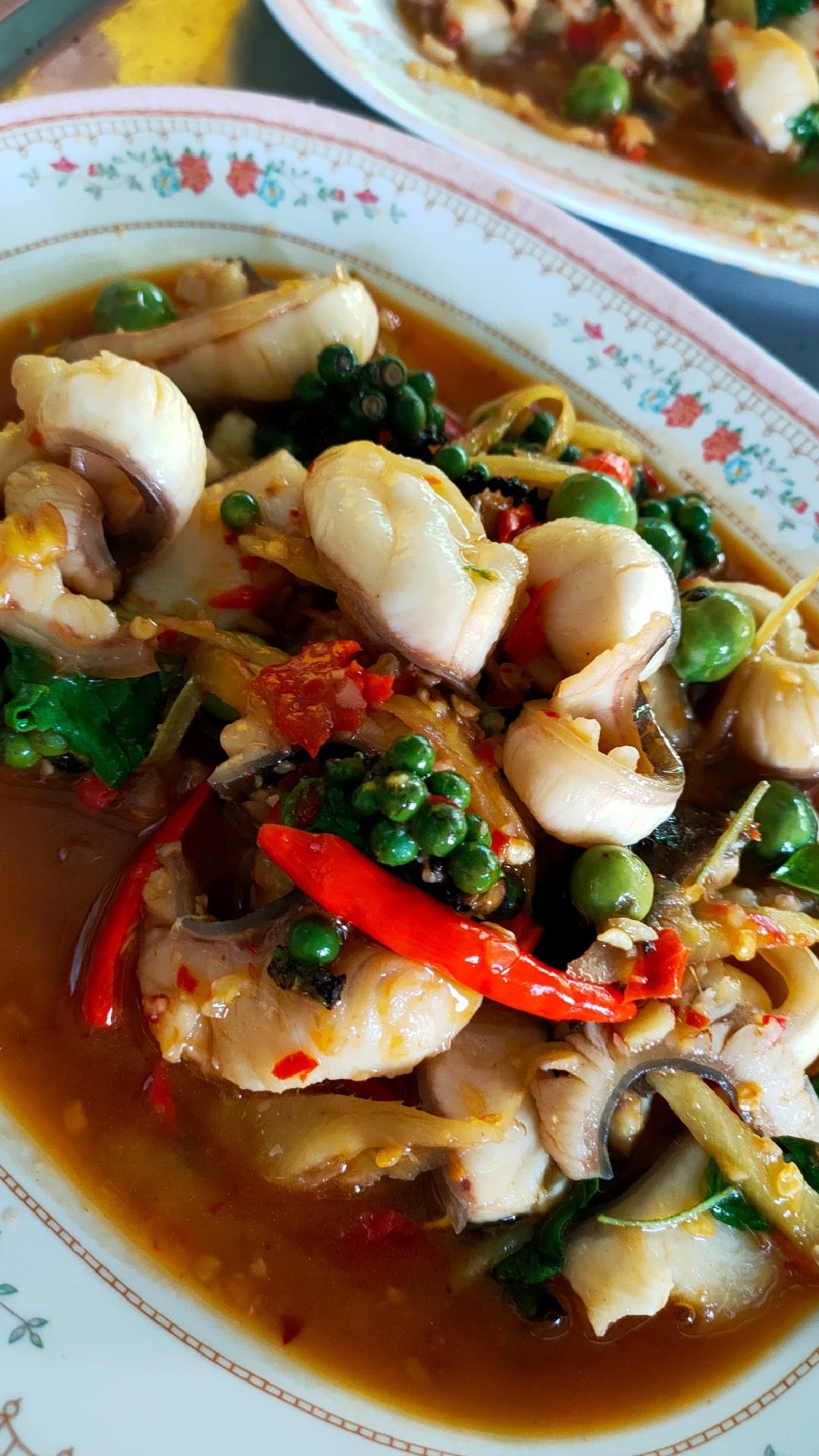 ร้านอาหารอุบล - แพอารยา (Pae Araya)
