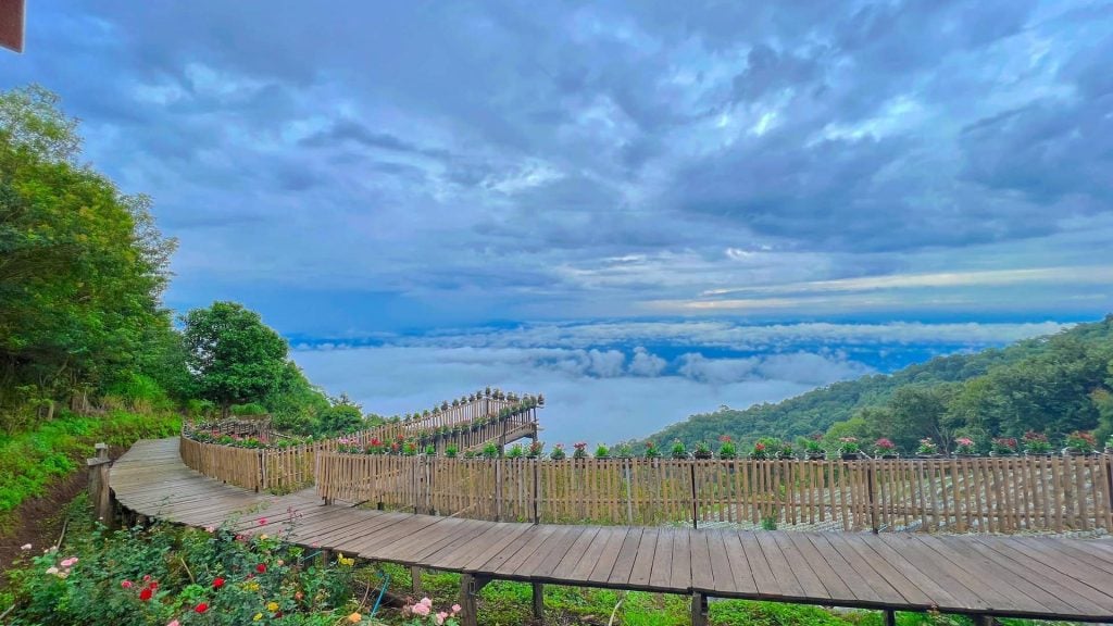 ที่เที่ยวม่อนแจ่ม - สกายวอล์คม่อนแจ่ม (Skywalk Monjam)