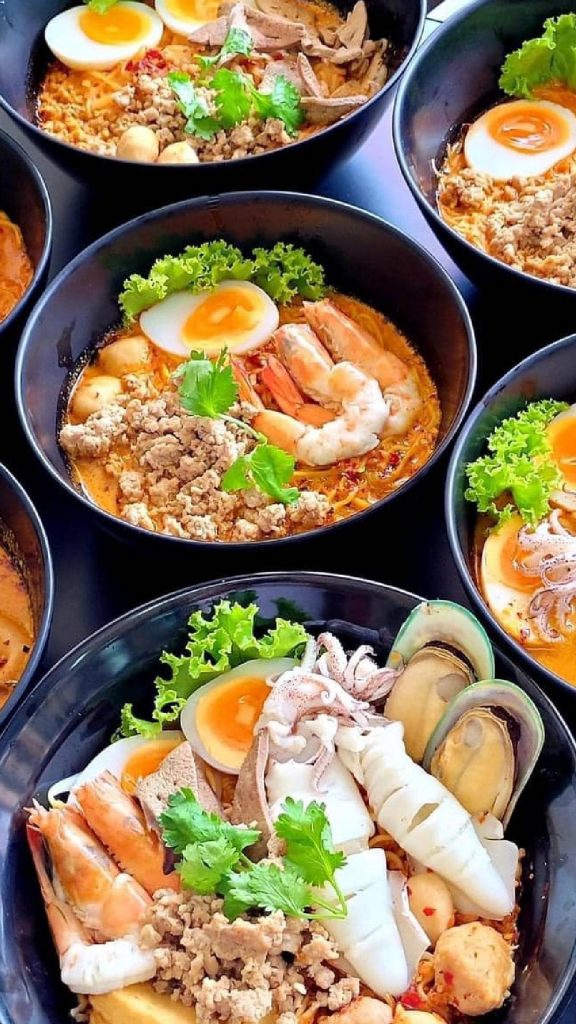 ร้านอาหารนครศรีธรรมราช - จรัญยา ป้ากับลุงปรุงก๋วยเตี๋ยว (Jarunya Noodle)