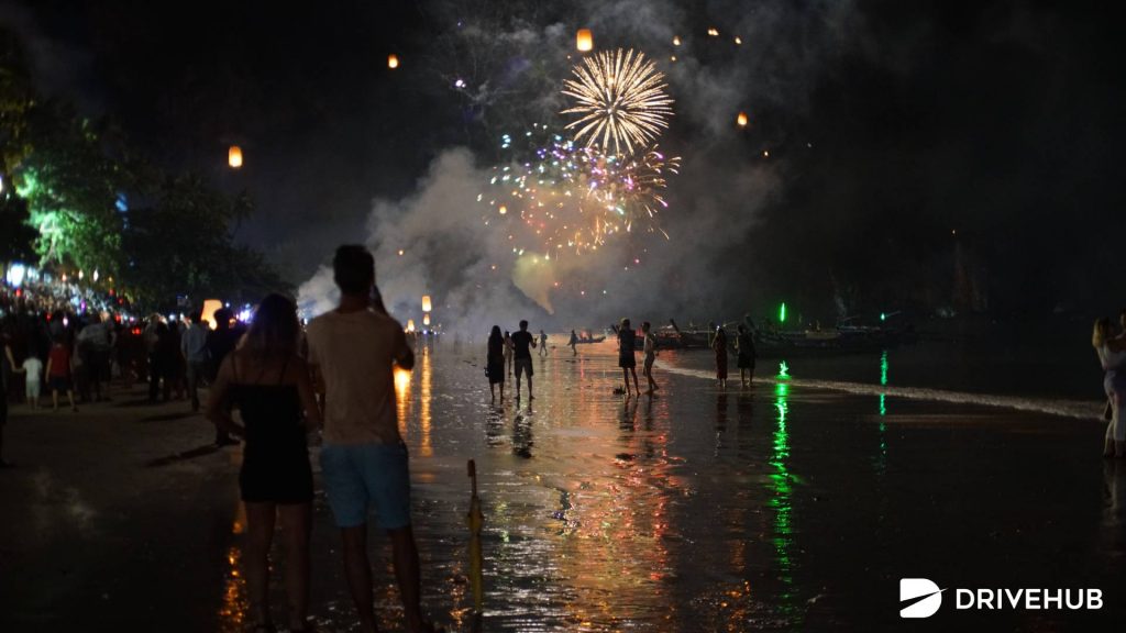 ที่เที่ยวเคาท์ดาวน์ - หาดอ่าวนาง กระบี่ (Ao Nang Beach)
