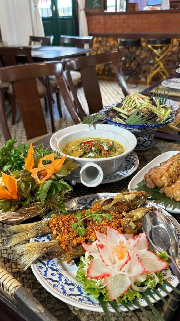 ร้านอาหารนครศรีธรรมราช - เรินอารีย์ (Aree House)