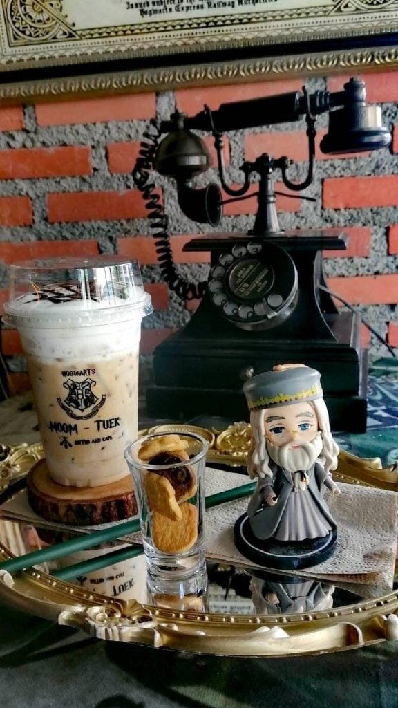 คาเฟ่นครศรีธรรมราช - มุมตึก บิสโทร คาเฟ่ (MoomTuek Bistro Cafe)
