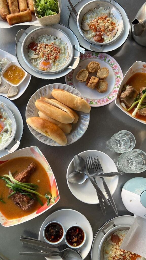 ร้านอาหารอุดรฯ - คิงส์โอชา (King Ocha)
