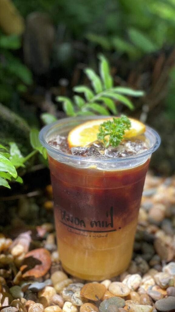 คาเฟ่กรุงเทพ - หมอก คาเฟ่ (Mok Cafe)