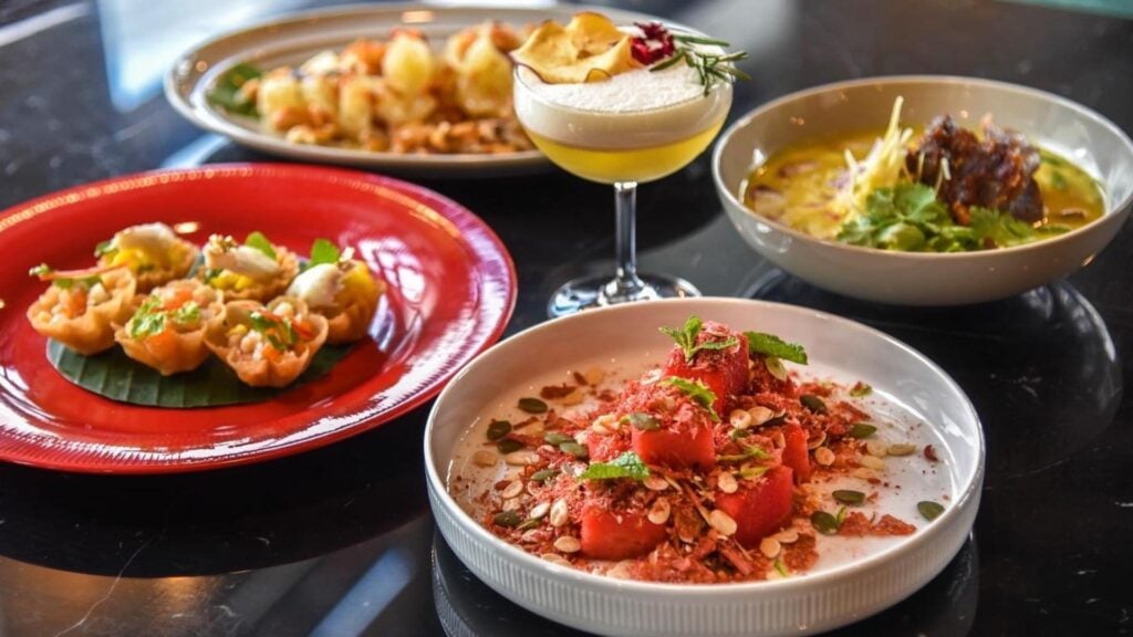 ร้านอาหารกรุงเทพ - บ้านแดง โดย เมธาวลัย ศรแดง (Baan Daeng by Methavalai Sorndaeng)