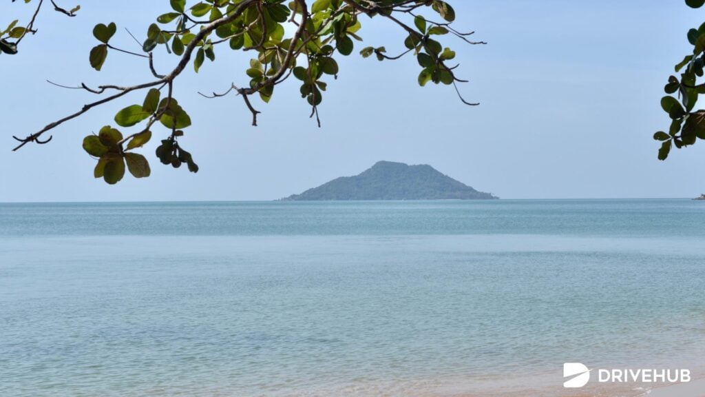 ที่เที่ยวจันทบุรี -  อ่าวกระทิง (Ao Krathing)
