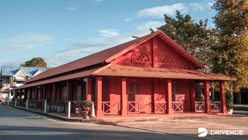 ที่เที่ยวจันทบุรี - ตึกแดง (The Red Building)