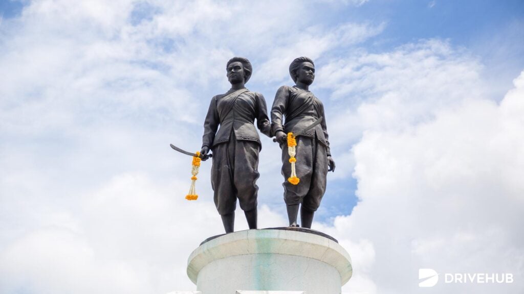 ที่เที่ยวภูเก็ต - อนุสาวรีย์ท้าวเทพกระษัตรี ท้าวศรีสุนทร (Thao Thep Krasattri and Thao Si Sunthon Monument)