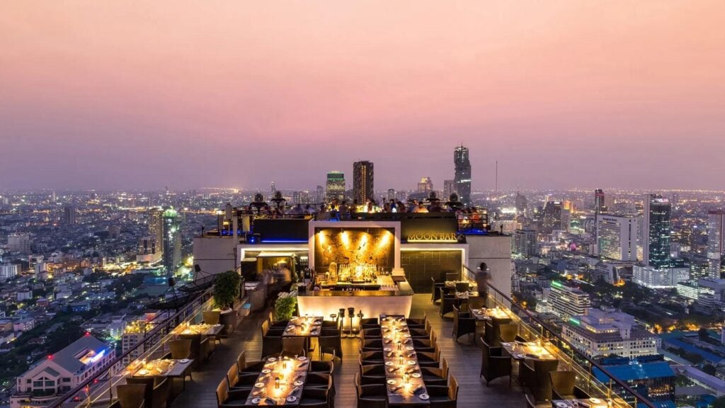 Rooftop Bar กรุงเทพ - Vertigo and Moon Bar
