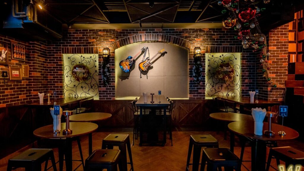 ร้านนั่งชิวพัทยา - Wizard Brewery and Restaurant