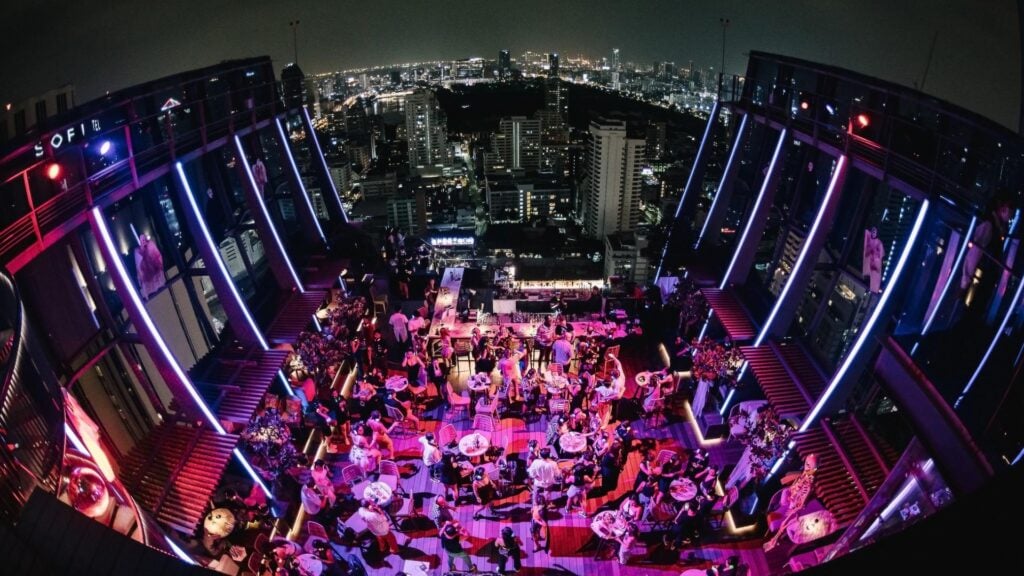 Rooftop Bar กรุงเทพ - Spectrum Rooftop
