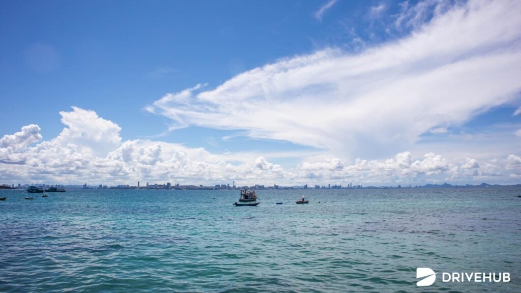 ที่เที่ยวเกาะล้าน - ท่าเรือหน้าบ้าน (Na Ban Pier)
