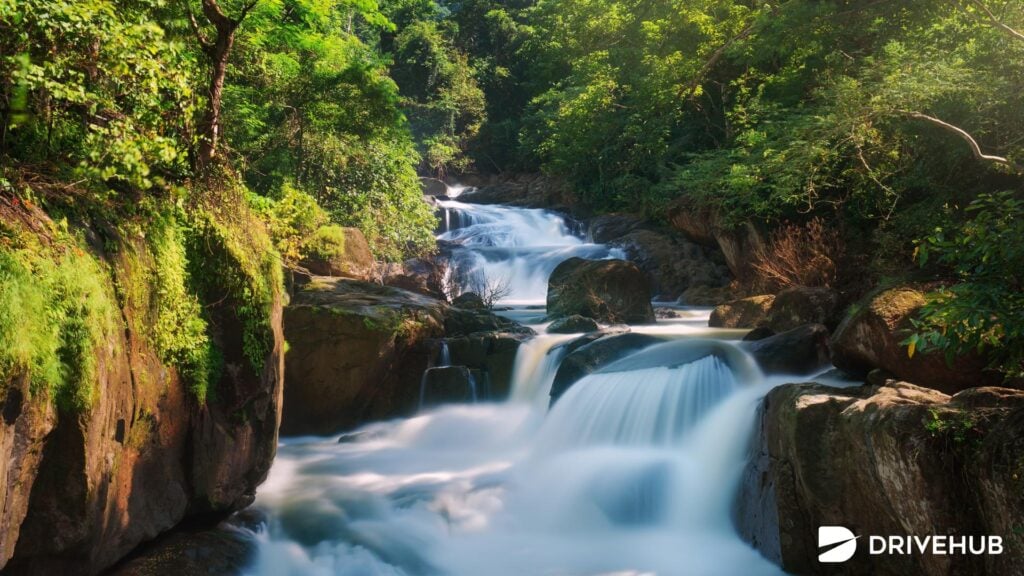 ที่เที่ยวนครนายก - น้ำตกนางรอง (Nang Rong Waterfall)