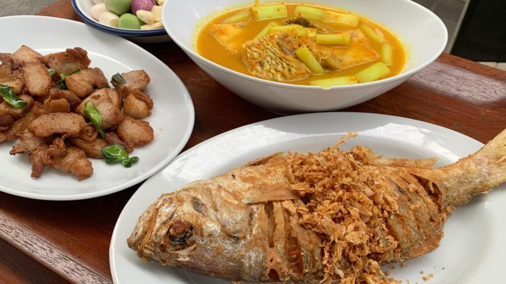 ร้านอาหารกระบี่ - ปาเต๊ะ (Pa The)