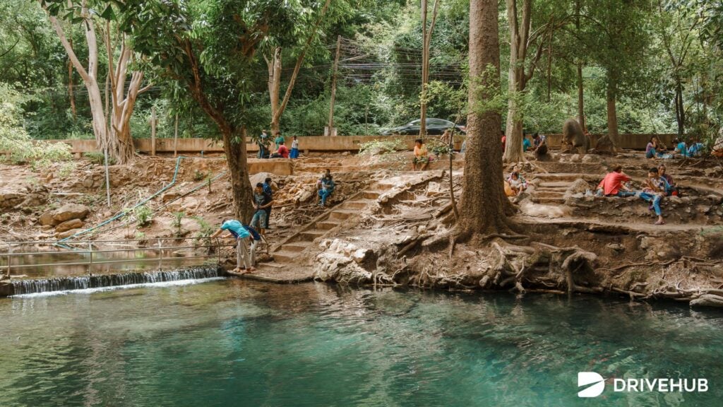 ที่เที่ยวเขาใหญ่ - บ่อน้ำผุดเขาใหญ่  (Ban Tha Chang Spring)  