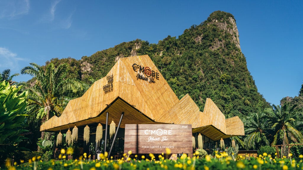 คาเฟ่กระบี่ - C’MORE Mount Bar