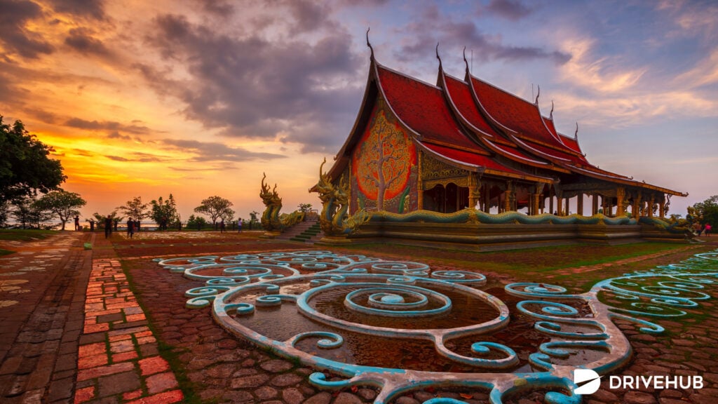 ที่เที่ยวเมืองรอง - วัดสิรินธรวรารามภูพร้าว (Wat Sirindhorn Wararam Phu Phrao)