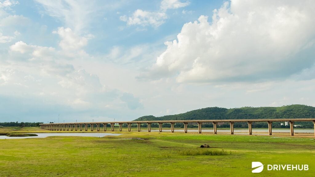 ที่เที่ยวเมืองรอง - เขื่อนป่าสักชลสิทธิ์ จังหวัดลพบุรี (Pasak Chonlasit Dam)