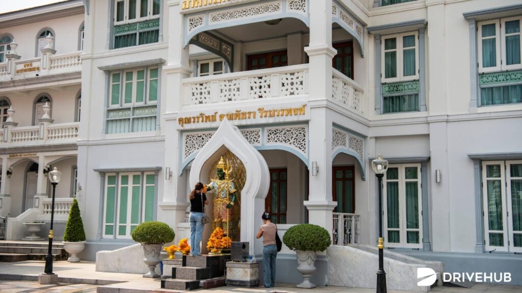 วัดกรุงเทพฯ - วัดเทวราชกุญชรวรวิหาร (Wat Devaraj Kunchon)  