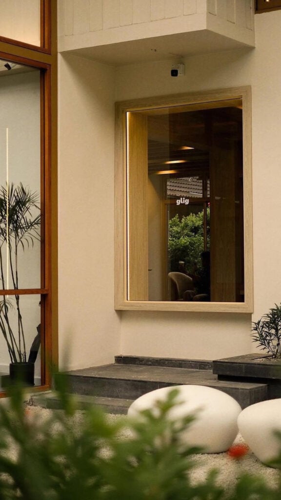 คาเฟ่ถ่ายรูป - GLIG CAFE