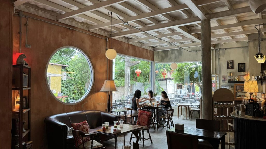 คาเฟ่อุบล - Impression Sunrise
