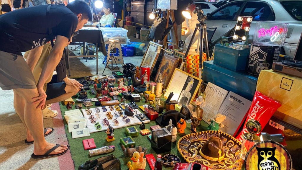 ที่เที่ยวนนทบุรี - ตลาดนกฮูก (Owl Market)