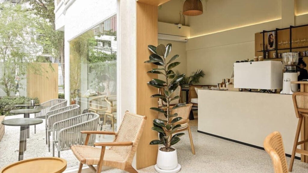 คาเฟ่ถ่ายรูป - Donna Cafe & Bistro