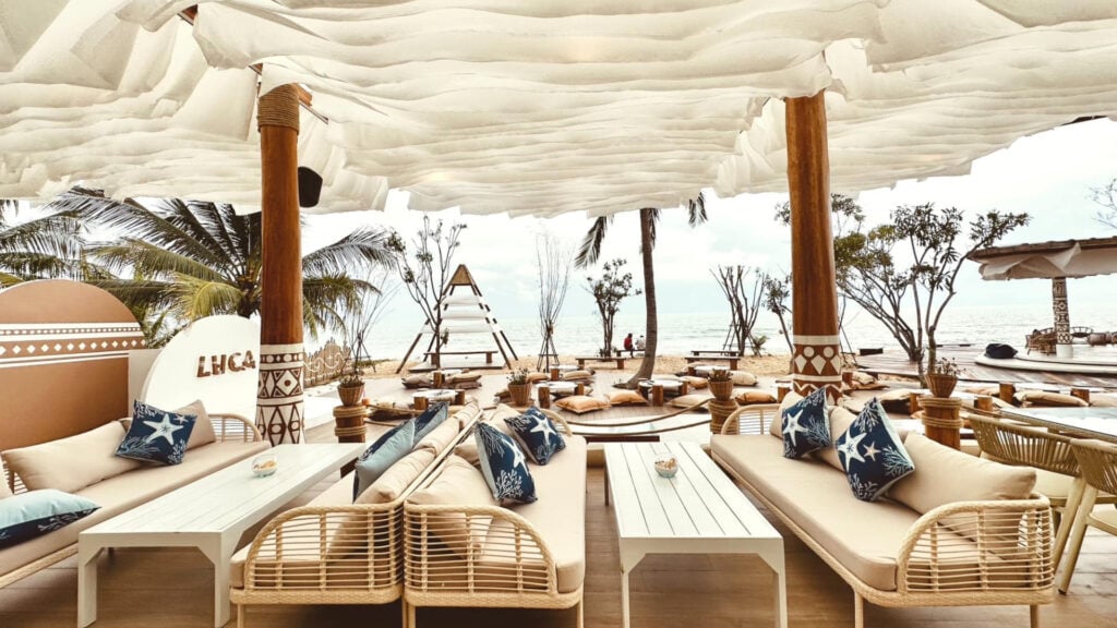 ร้านอาหารนครศรีธรรมราช - ลูก้า บีชคลับ สิชล (Luca Beach Club Sichon)