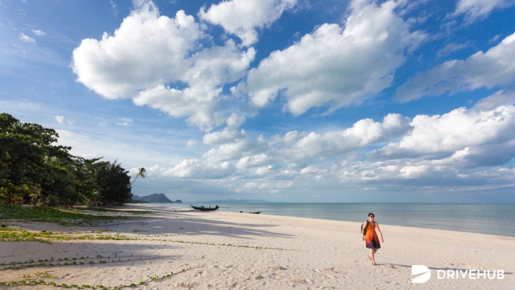 ที่เที่ยวนครศรีธรรมราช - หาดขนอม (Khanom Beach)
