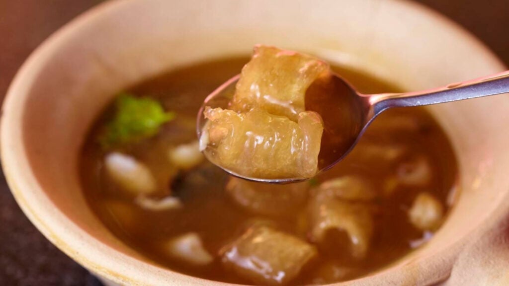 ร้านอาหารเยาวราช -  เล่าลี่หูฉลาม (Lao Lee)
