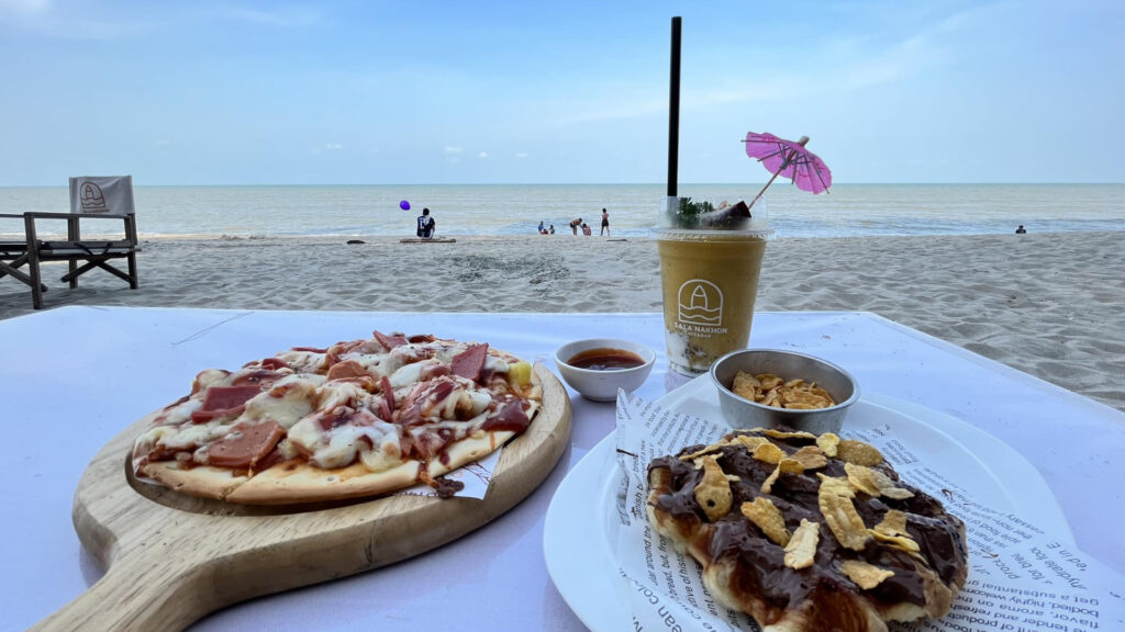 ร้านอาหารนครศรีธรรมราช - ศาลานครคาเฟ่แอนด์บาร์ (Salanakhon Cafe and Bar)