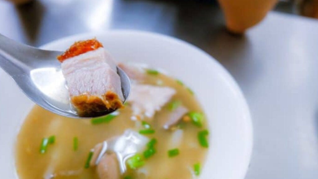 ร้านอาหารเยาวราช - ก๋วยจั๊บนายเอ็ก (Nai Ek Roll Noodle)
